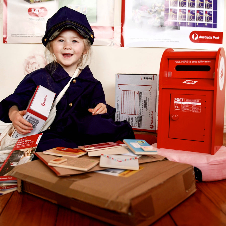 ICONIC WOODEN POST BOX