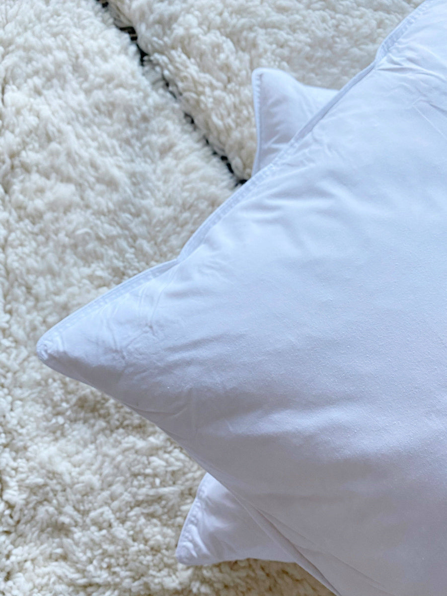 Premium Feather Insert 50 x 50cm - Twitchers Emporium Store