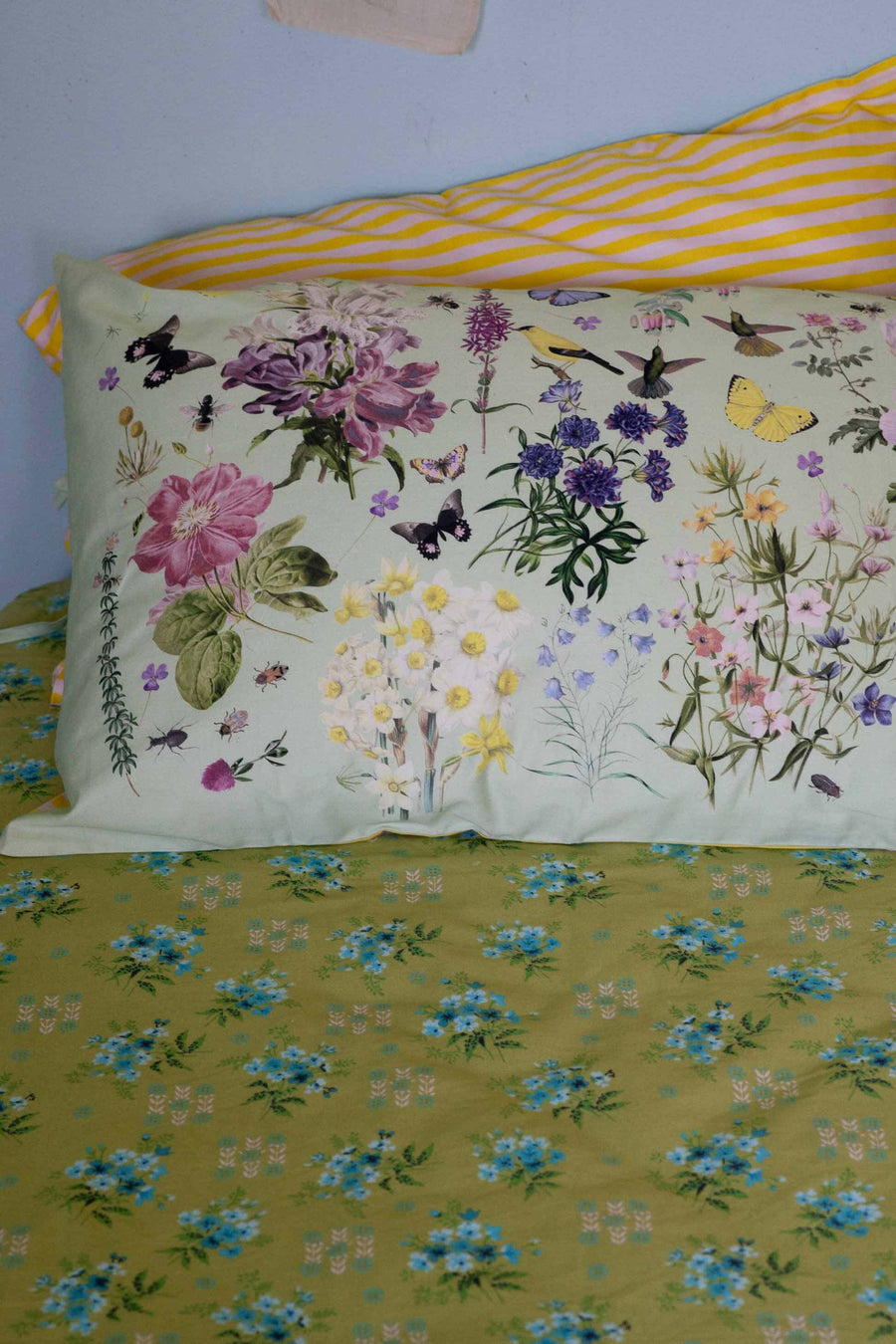 Busy Garden Pillowcase Set