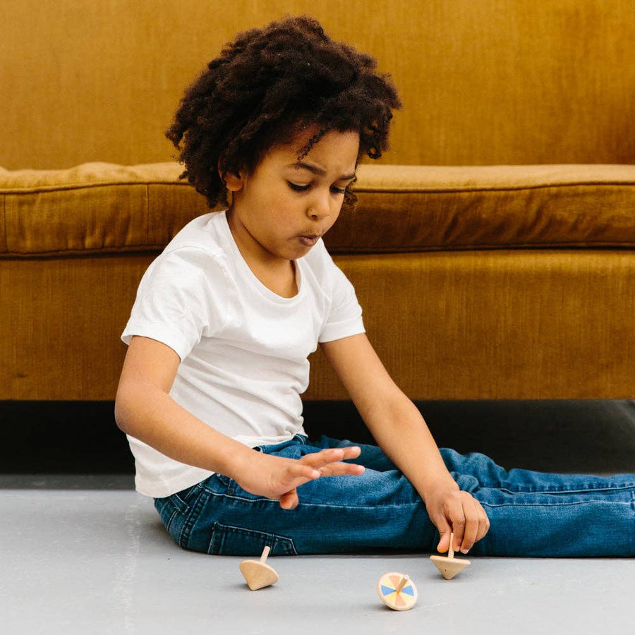 ICONIC WOODEN SPINNING TOP