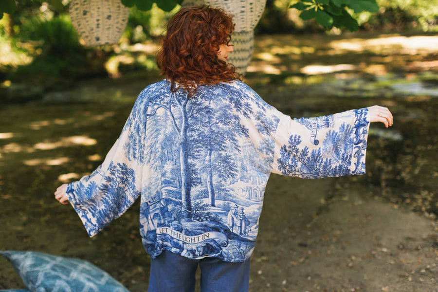 Let The Light In Crop Kimono