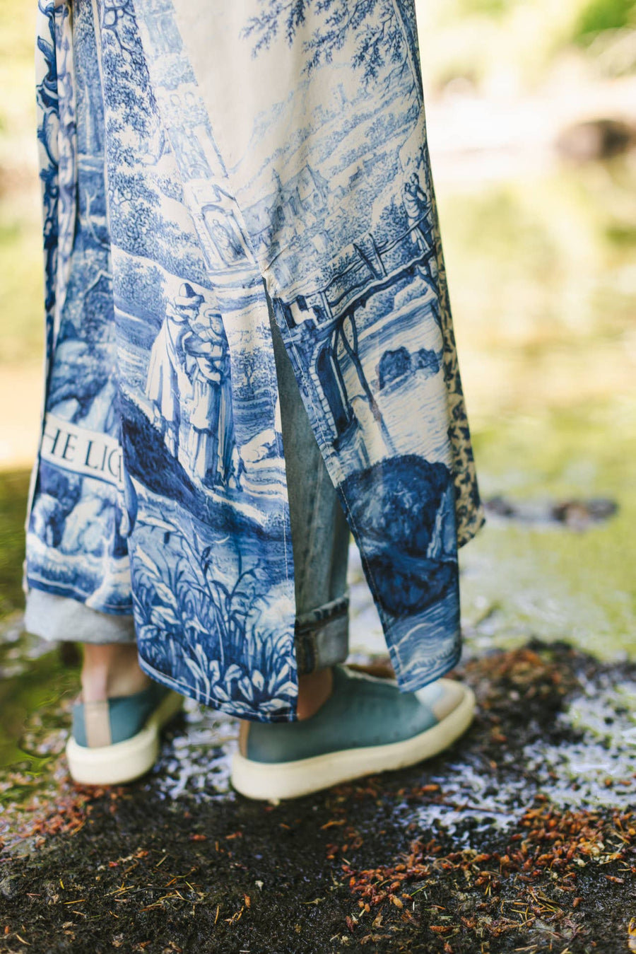 Let The Light In Kimono w/ Delft