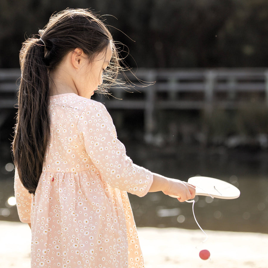 ICONIC PADDLE BALL