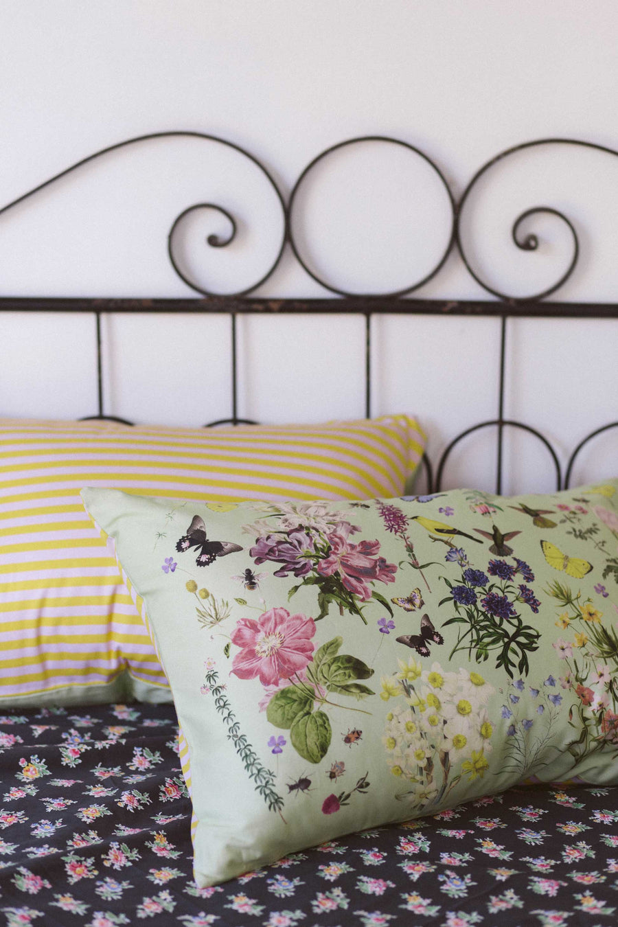 Busy Garden Pillowcase Set