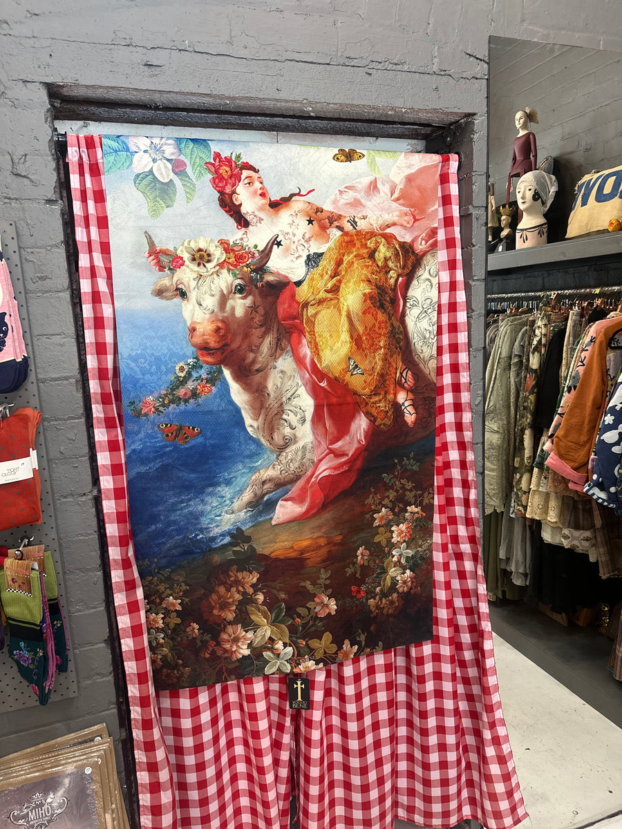 Velvet Wall Hanging - THE COW - Voglio Bene