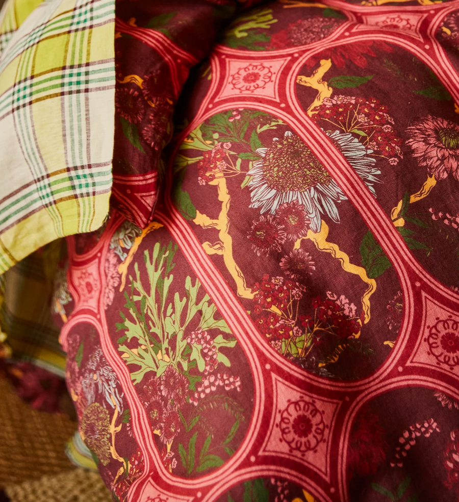 Naias Linen Quilt Cover - Garnet - Twitchers Emporium Store