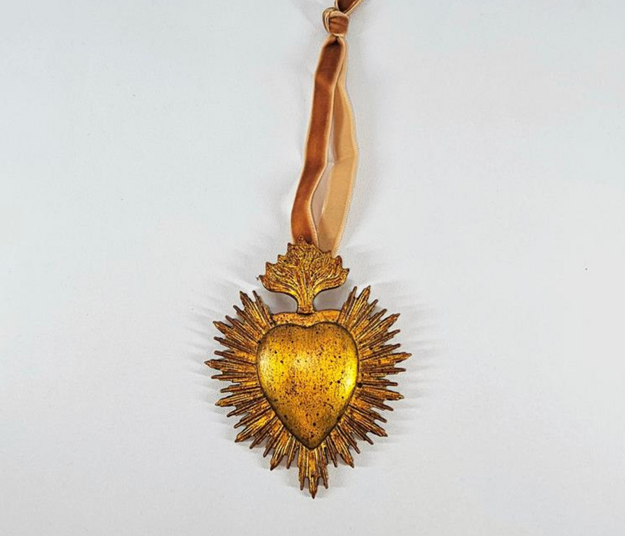 Sacret Heart Dangle - Twitchers Emporium Store
