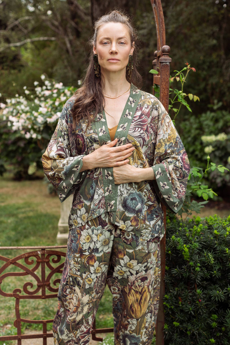 Love Grows Wild Cropped Kimono - Twitchers Emporium Store