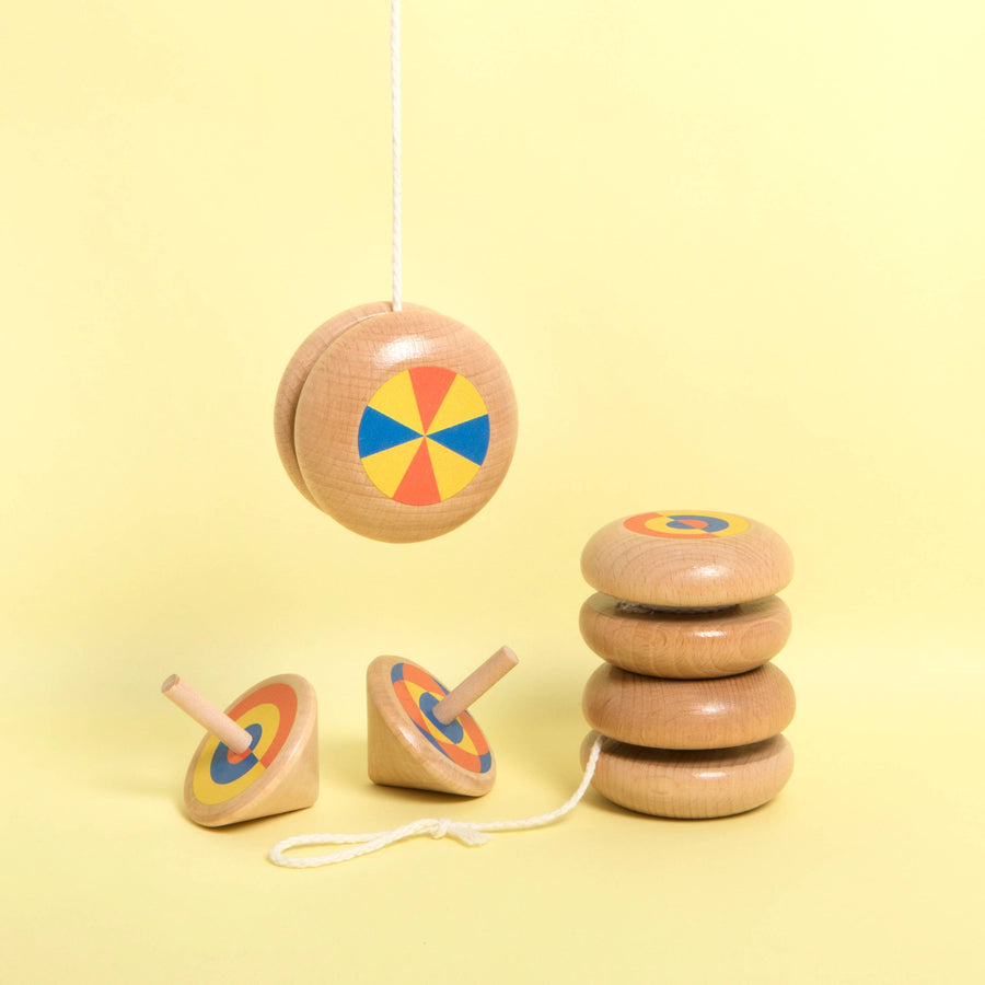 ICONIC WOODEN SPINNING TOP