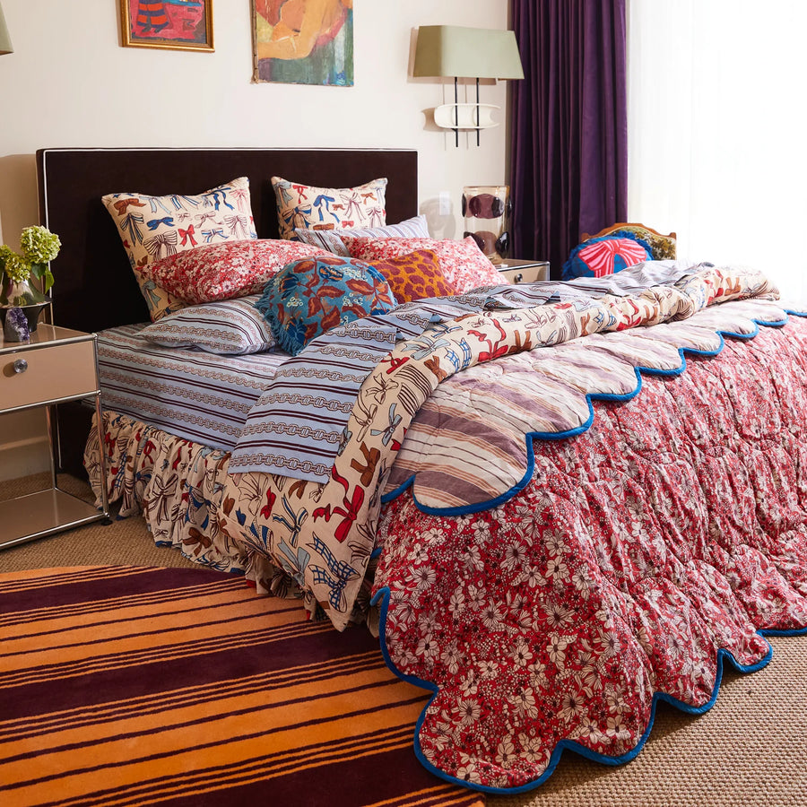 Evette Scalloped Quilted Coverlet - Twitchers Emporium Store