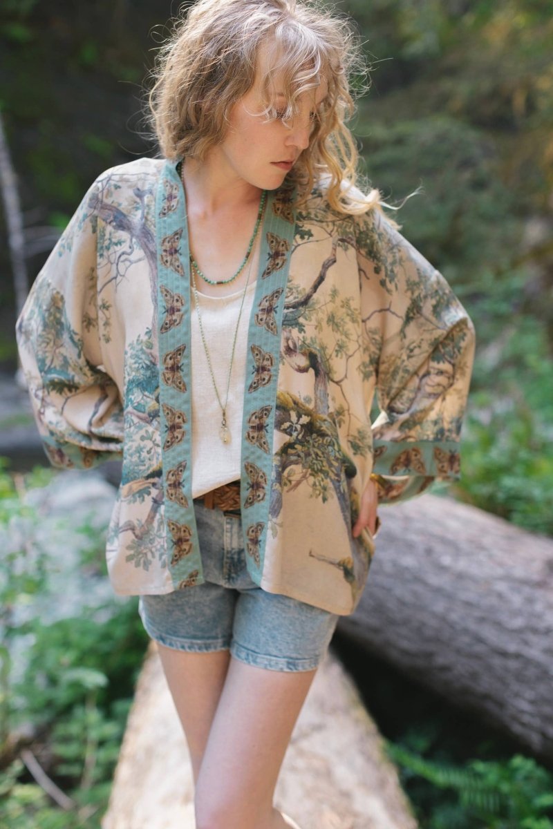 Earth and Sky Cropped Kimono - Twitchers Emporium Store