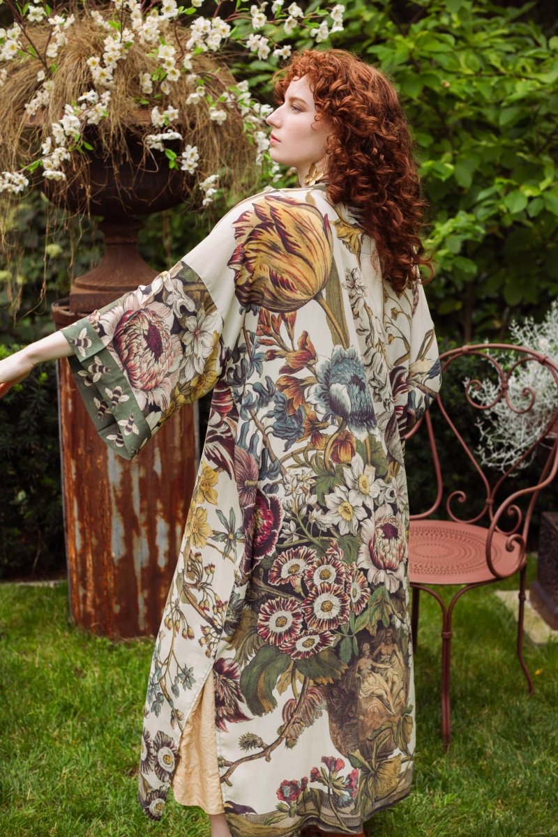 Love Grows Kimono floral sauvage