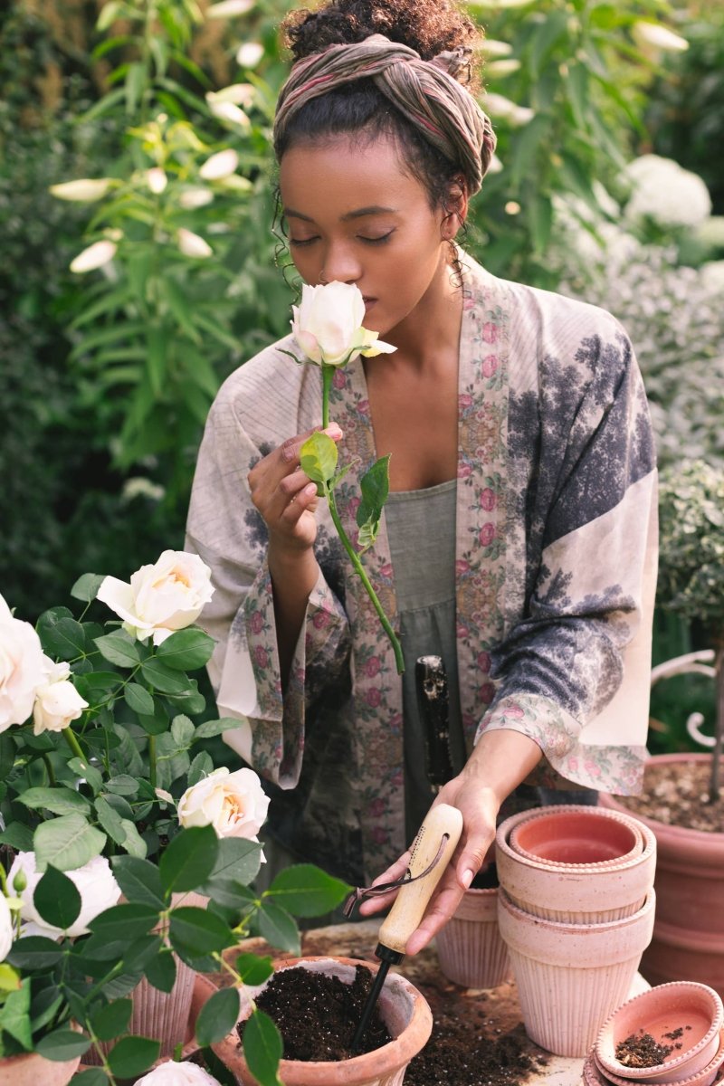 Je me lève toujours, kimono